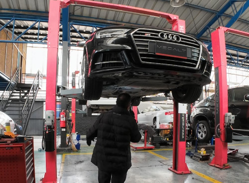 taller-mecanico-audi-1