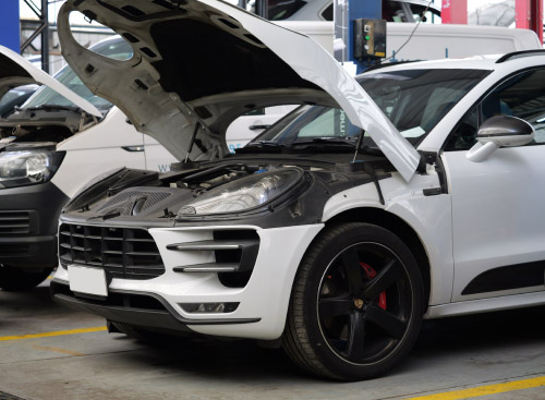 taller-mecanico-porsche-0