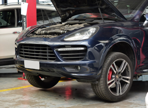 taller-mecanico-porsche-1